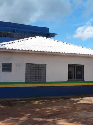 A Polícia Civil do Amazonas (PC-AM), por meio da 39ª Delegacia Interativa de Polícia (DIP) de Autazes (a 113 quilômetros de Manaus), em ação integrada com a Polícia Militar do Amazonas (PMAM) e a Guarda Civil Municipal (GCM), cumpriu, na segunda-feira (17/02), um mandado de prisão preventiva contra um homem, de 47 anos, e apreendeu um adolescente, de 17 anos, que são pai e filho, investigados por cometerem diversos furtos qualificados em estabelecimentos comerciais do município.