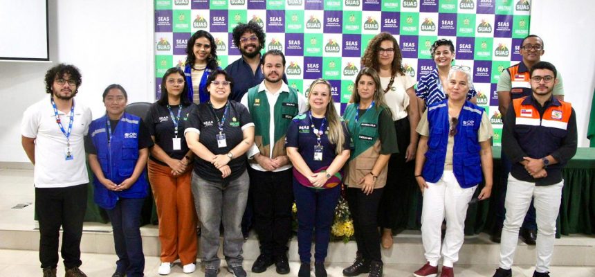 O Governo do Amazonas recebeu, nesta semana, uma comitiva técnica da Força de Proteção do Sistema Único de Assistência Social (Forsuas) para discutir a elaboração de políticas que compreendam a realidade do estado em situações de emergência e calamidade pública. A Forsuas é uma estratégia nacional criada pelo Ministério do Desenvolvimento Social e Combate à Fome (MDS) para garantir suporte imediato às populações afetadas e fortalecer a resposta local em caso de desastres naturais, crises humanitárias e emergências sociais em todo o Brasil.